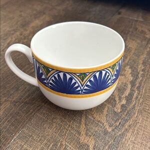 Williams-Sonoma Portofino White Ceramic Coffee Mug with Blue Script Yellow